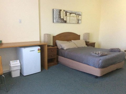 The New Whyalla Hotel - Accommodation ACT 3