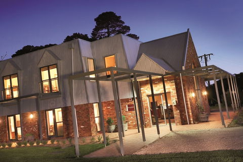 Cleveland Winery - Accommodation ACT 1