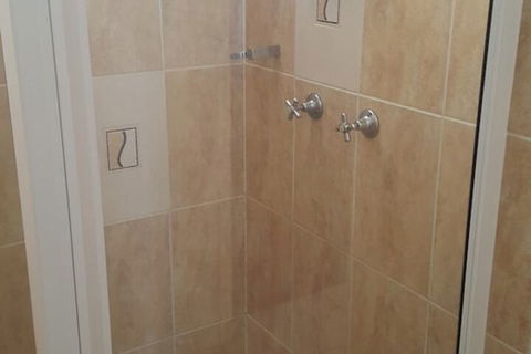 Fourth Avenue Motor Inn - Accommodation ACT 3
