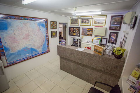 Fourth Avenue Motor Inn - Accommodation ACT 2