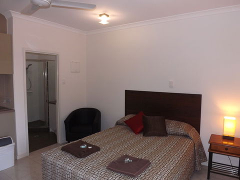 Derby Lodge - Accommodation ACT 5