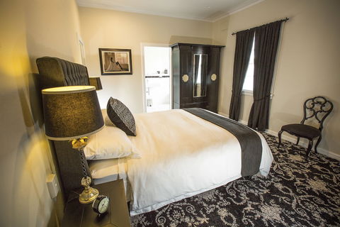 The Commercial Boutique Hotel - Accommodation ACT 2