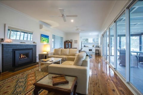 Colenso Country Retreat - Accommodation ACT 1