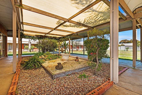 All Rivers Motor Inn - Accommodation ACT 0
