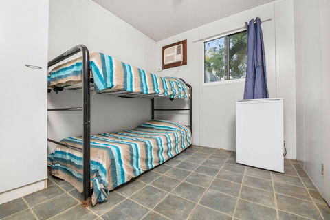 AAOK Lakes Resort & Caravan Park - Accommodation ACT 3