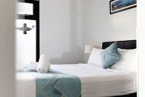 RNR Serviced Apartments North Melbourne - Accommodation ACT 6