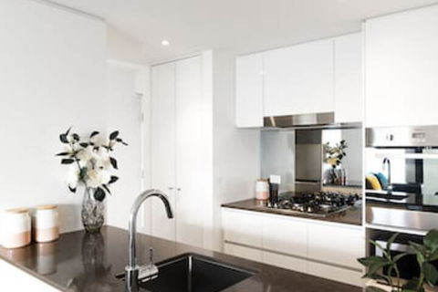 RNR Serviced Apartments North Melbourne - Accommodation ACT 0