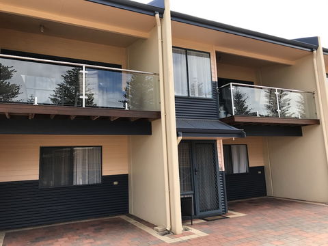 Driftwood Apartments - Accommodation ACT 3