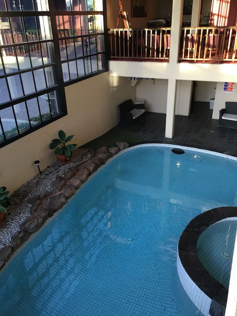 Albury Manor House - Accommodation ACT 3