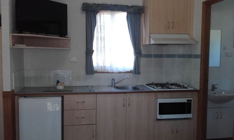 Acclaim Gateway Caravan Park - Accommodation ACT 6