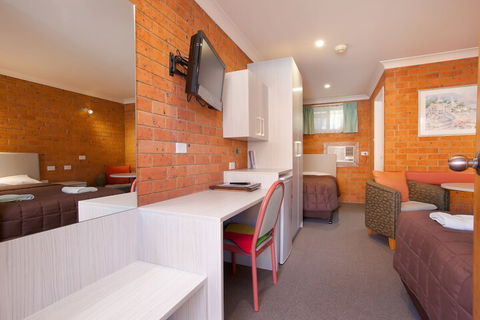 Sapphire Palms Motel - Accommodation ACT 4