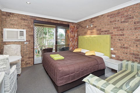 Sapphire Palms Motel - Accommodation ACT 5