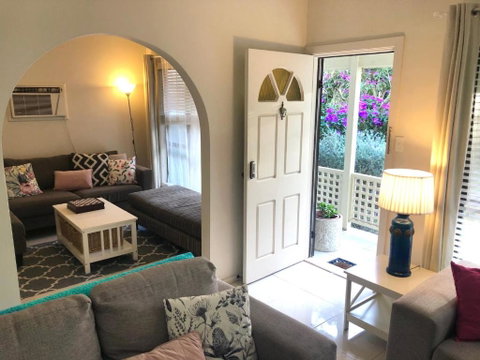 Ocean Beach Cottage - Accommodation ACT 4