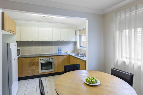 Waldorf Hornsby Residential Apartments - Accommodation ACT 2