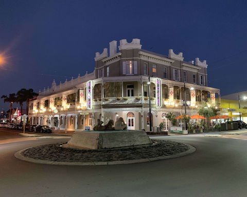 Rose Hotel & Motel - Accommodation ACT 0