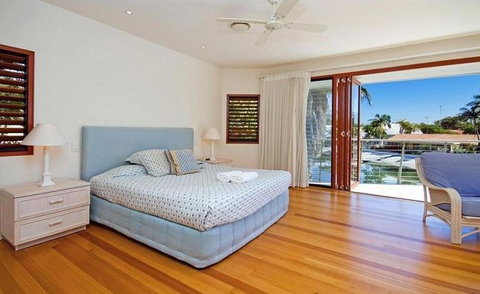 14 Ravenwood Drive - Accommodation ACT 3