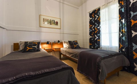 The Grey House - Accommodation ACT 6