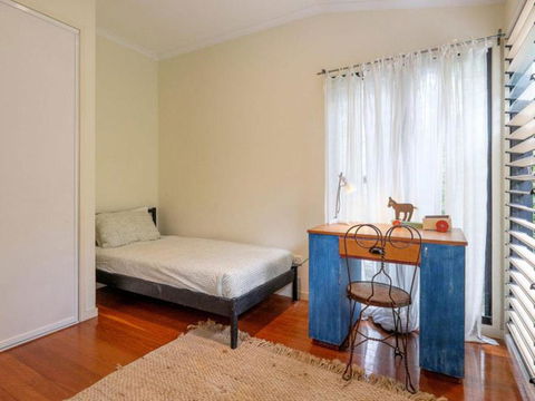 Straddie Beach House 2 - Accommodation ACT 4