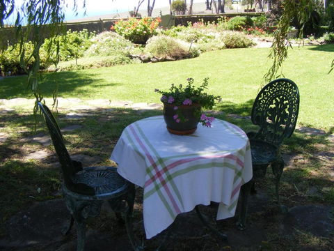 The Lookout - Accommodation ACT 5