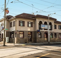 Castello's Powell Hotel - Accommodation ACT