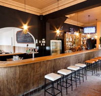 The Bridge Hotel - Accommodation ACT