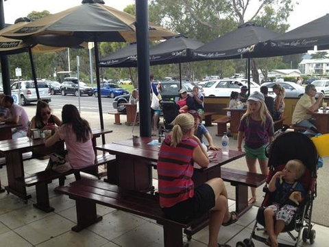 Lorne Larder - Accommodation ACT 0