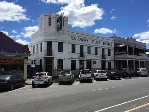 Railway Club Hotel - Accommodation ACT 0