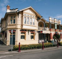Mickey Bourke's Koroit Hotel - Accommodation ACT