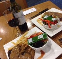Diggers Bistro - Accommodation ACT