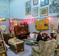 Loo Loo's Coffee Warehouse - Accommodation ACT