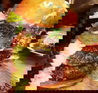 Canuck Rack Shack - Accommodation ACT