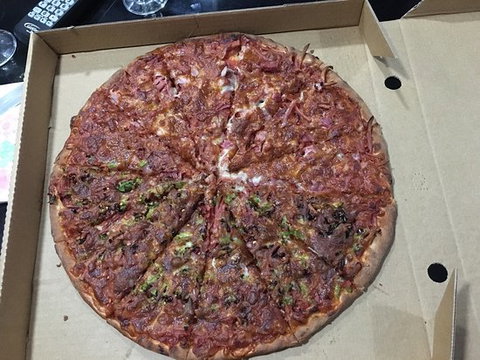 Forbes Pizza House - Accommodation ACT 0