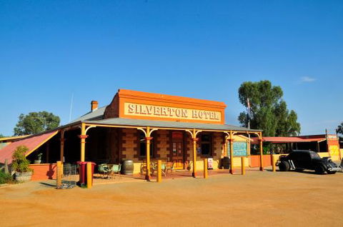 Silverton Hotel - Accommodation ACT 0