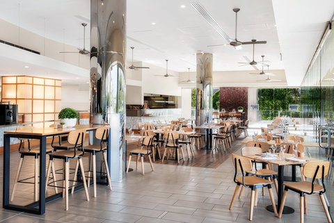 The Grill Pelican Waters - Accommodation ACT 0