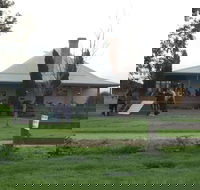 Caldermeade Farm Cafe - Accommodation ACT