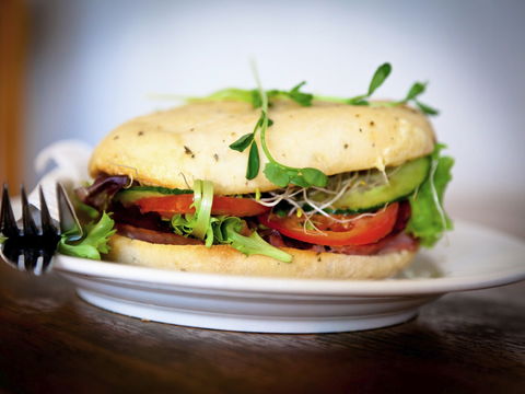 Deloraine Deli - Accommodation ACT 1