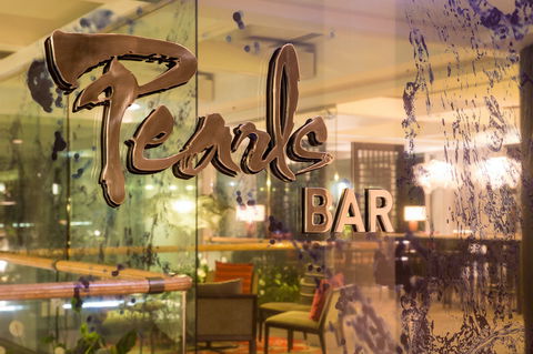 Pearl's Bar - Accommodation ACT 0