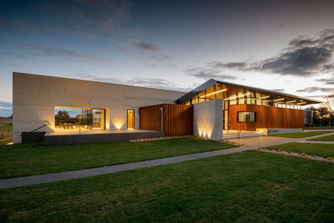 Shaw Wines - Accommodation ACT 1