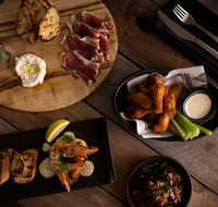 Walrus Social House - Accommodation ACT