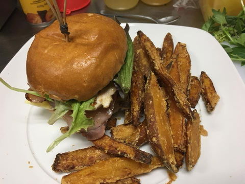 Grill And Bare Cafe Restaurant - Accommodation ACT 0