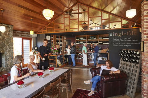 Singlefile Wines - Accommodation ACT 2