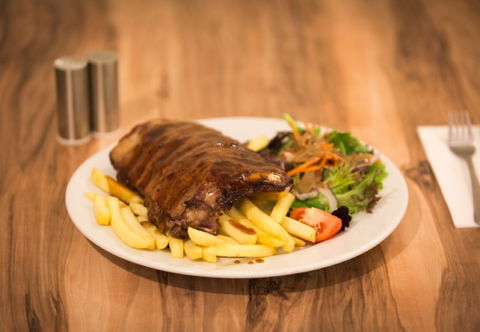 Central Hotel Cootamundra - Accommodation ACT 2
