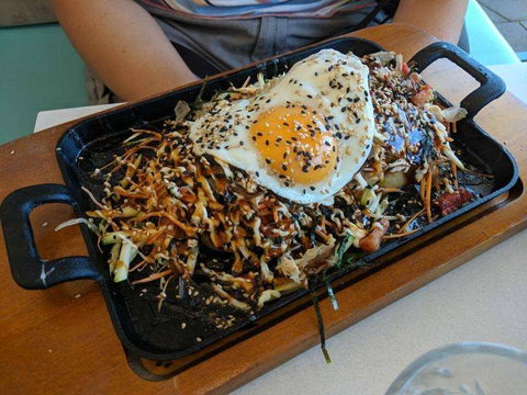 8 Yolks Cafe - Accommodation ACT 0