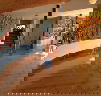 Svarmisk Cafe - Skafferi - Accommodation ACT