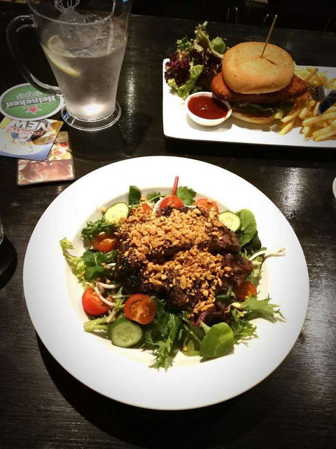 AB Hotel - Accommodation ACT 0