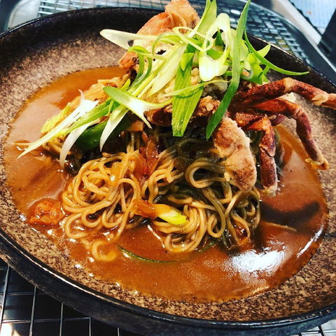 Chow's Table - Accommodation ACT 0