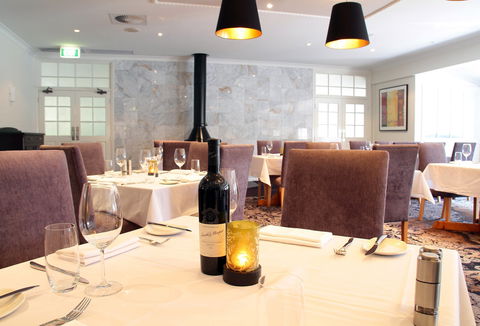 Harvest Restaurant Windsor - Accommodation ACT 1