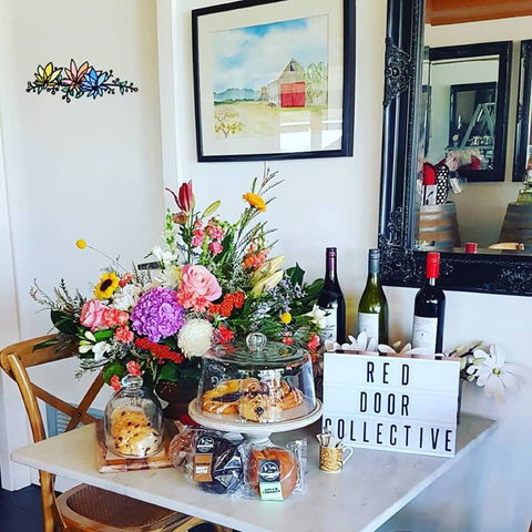 The Little Red Pantry - Accommodation ACT 1