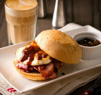 The Coffee Club - Brisbane Airport - Accommodation ACT