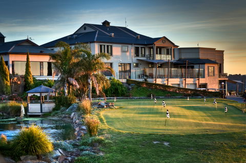 Baudins Restaurant At McCracken Country Club - Accommodation ACT 0